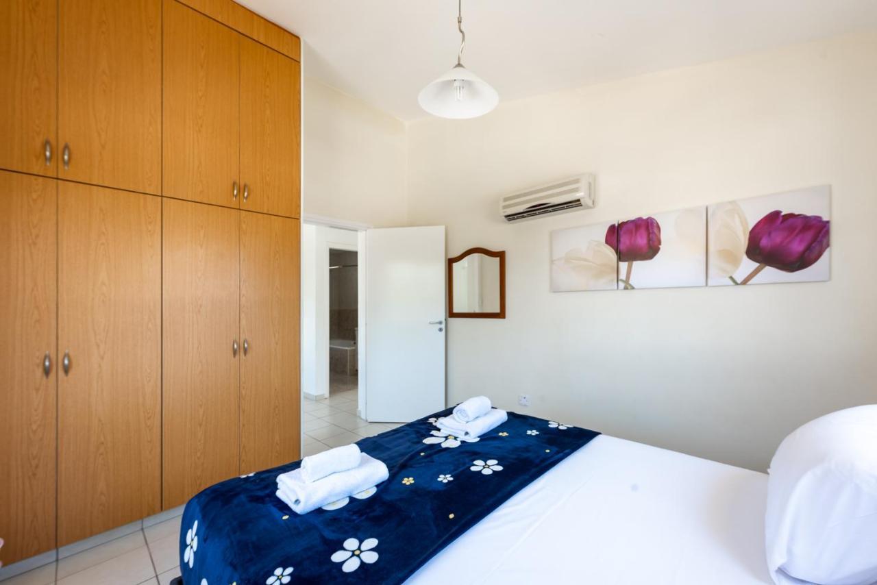 Villa Oasis By Ezoria Villas Coral Bay Extérieur photo
