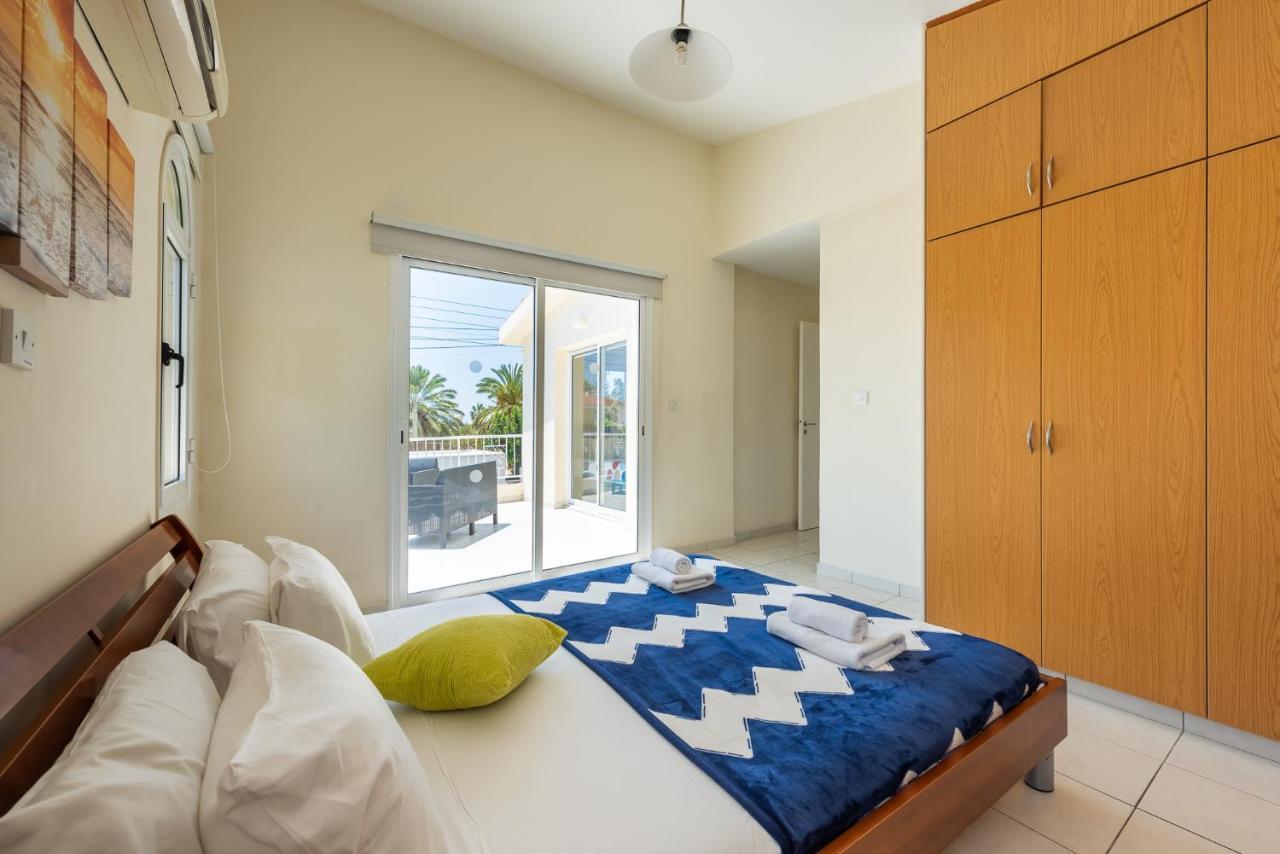 Villa Oasis By Ezoria Villas Coral Bay Extérieur photo